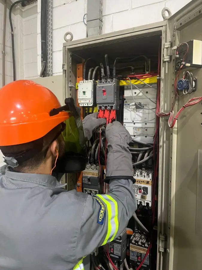 Medição de energia em painel elétrico